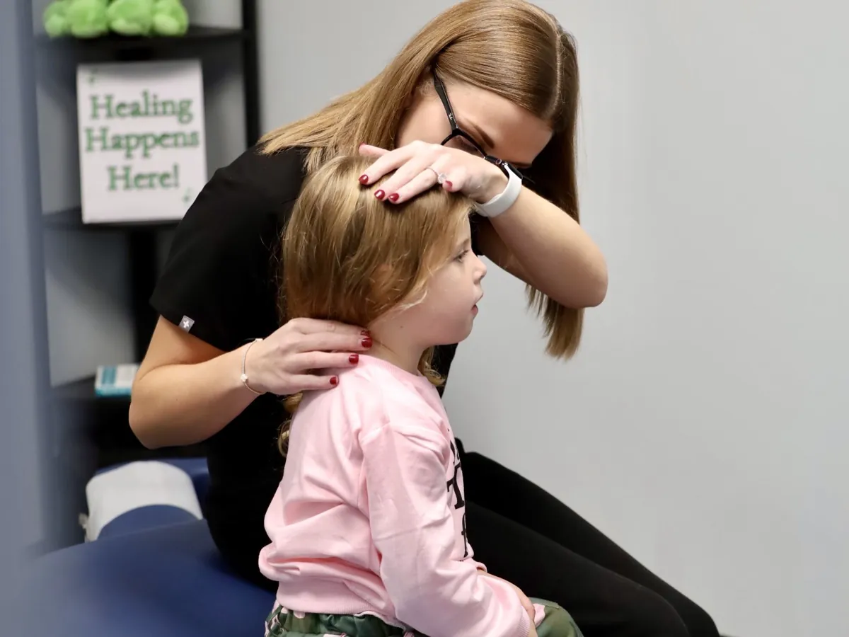 Back-to-School Posture: A Tulsa Chiropractor’s Guide for Parents
